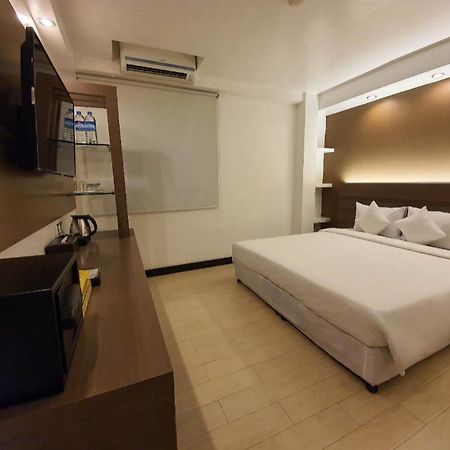 Clover City Center Plus Hotel Rangoon Eksteriør billede