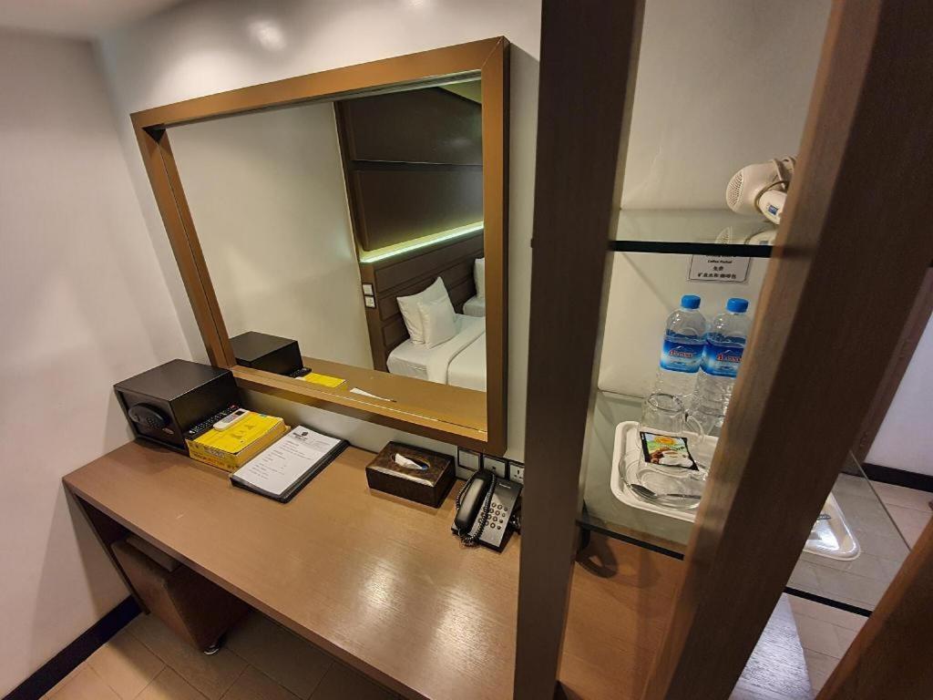 Clover City Center Plus Hotel Rangoon Eksteriør billede